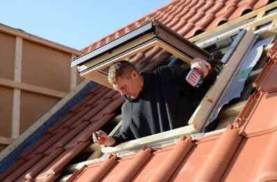 Pose de fenêtres de toit Velux à Authevernes